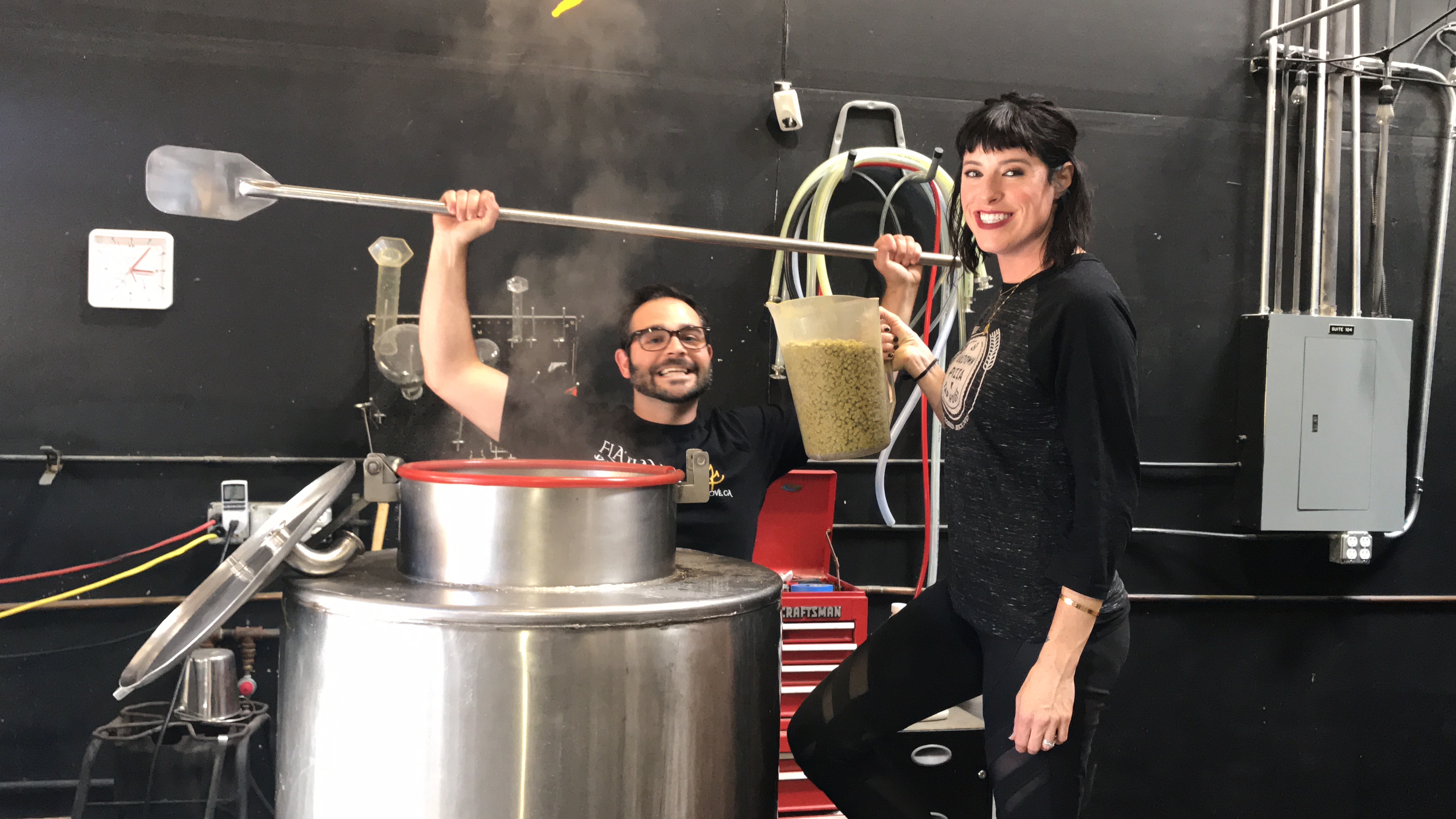 Old Town Pizza And Taphouse Elk Grove Celebrates 6th Anniversary June 2