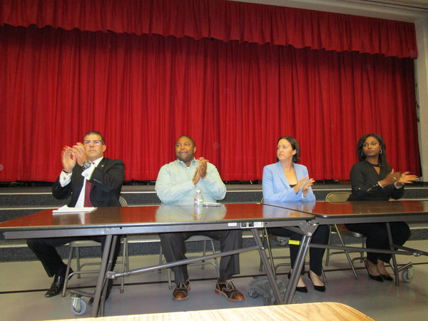 Elk Grove Residents Meet Local Political Candidates At Neighborhood Forum