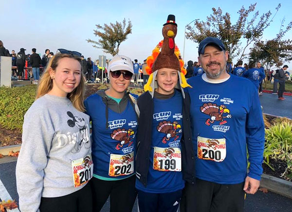 Annual Elk Grove Gobble Wobble Held On Thanksgiving