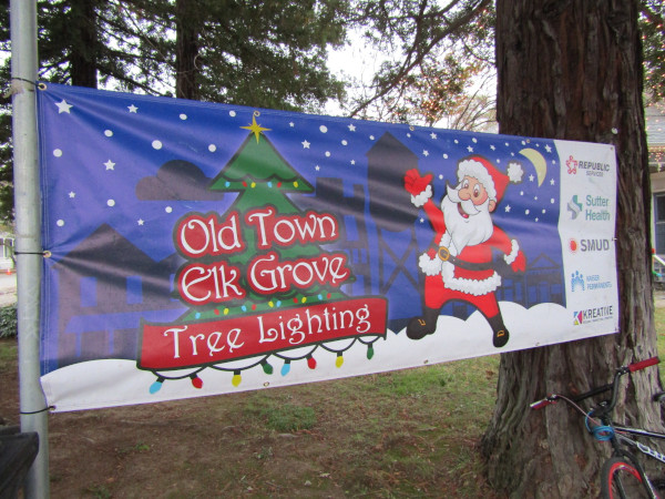 Despite Cold & Windy Weather, The Dickens Street Faire Was A Blast