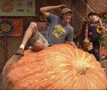 Giant Pumpkin Winner Boasts A Whopping 2,089 Pound Gourd